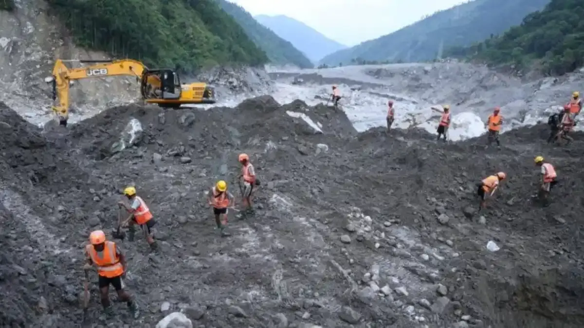 Nepal Flash Floods: Death Toll Hits 1,127; Sonu Sood Arrives With Relief - World